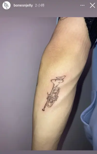 小號和魚刺青